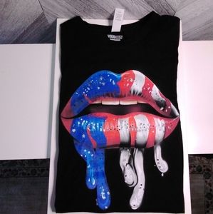 VFIFTHSUN Short Sleeve Graphic Dripping Lip T-shirt Sz; M